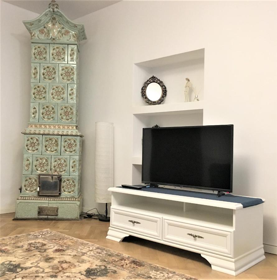 White Wolf Apartment Брашов Екстериор снимка